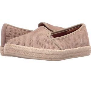 Clarks Women's Azella Theoni Slip-On Loafer Size 10
